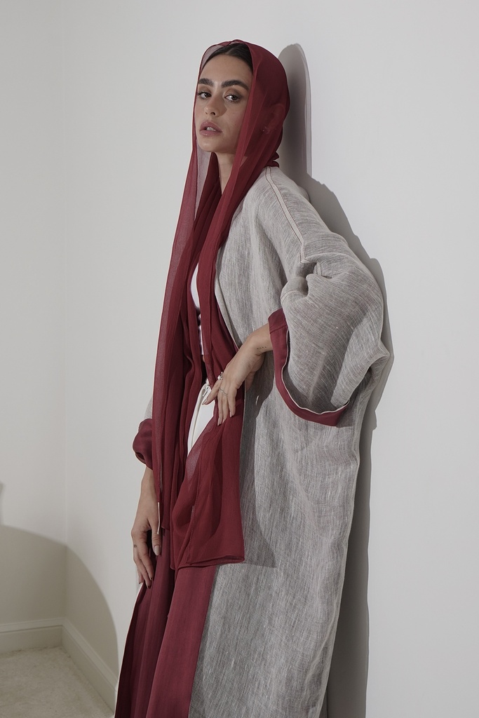 L'aube Maroon