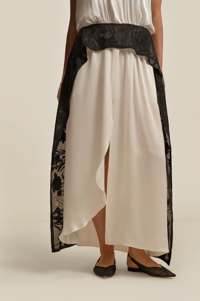 Soft Petal White Dress