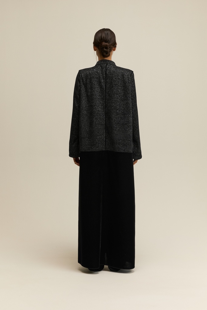 Lustre Black