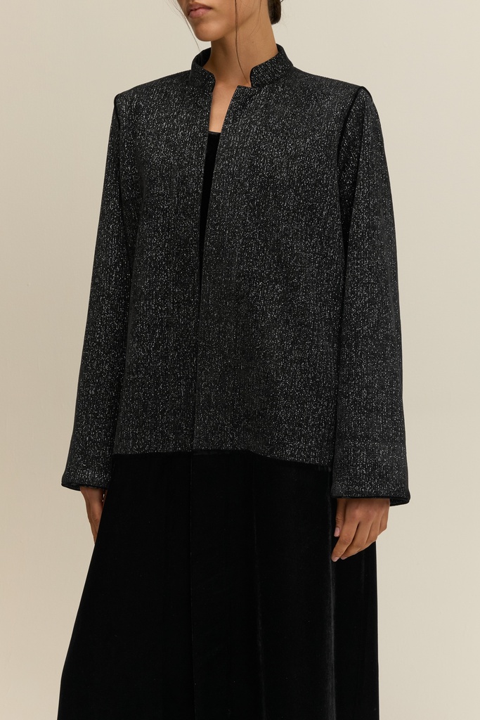 Lustre Black
