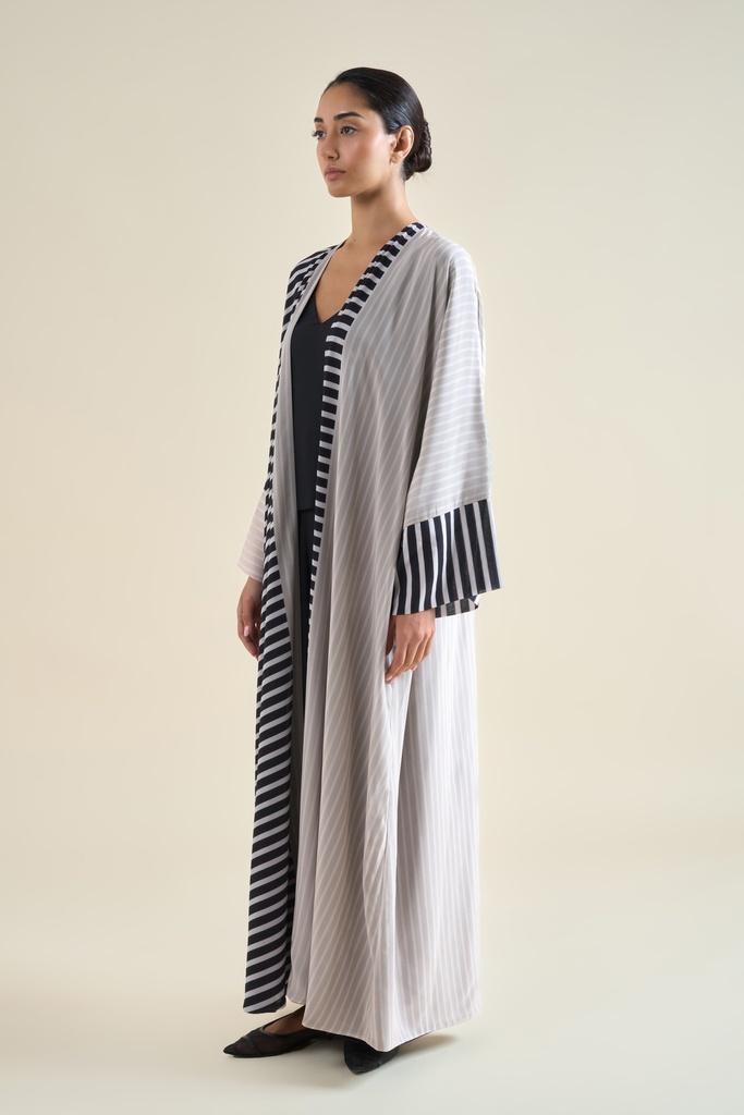 Contrast Black-Beige